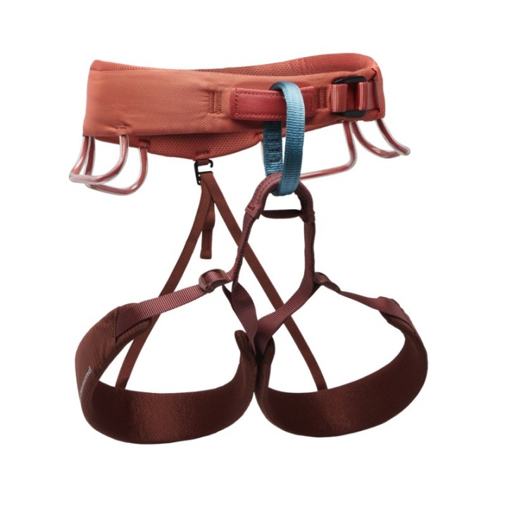 Black Diamond Women’s Momentum – a lightweight, comfortable and versatile women's climbing harness with Dual Core Construction™